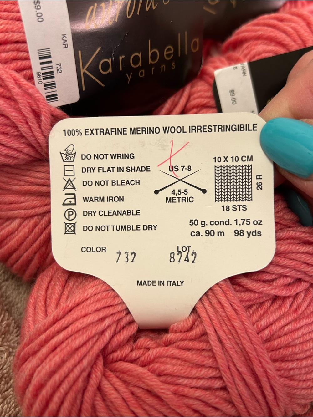 Karabella Yarns Aurora 8 - Picture 2 of 2